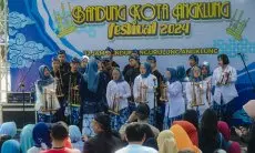 Tumpah Ruah, 12 Jam Bandung Ngurulung Angklung Siap Pecahkan Rekor