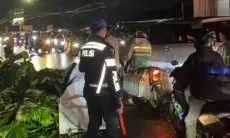 Baru Pulang Bekerja, Remaja Ini Tewas Tertimpa Pohon di Jalan KS Tubun