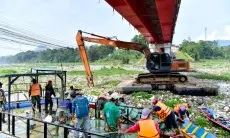 Pemprov Jabar Bakal Angkut Sampah Sungai Citarum ke TPPAS Sarimukti