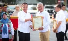 Pemkot Bandung Raih Penghargaan Komitmen atas Kesejahteraan Lansia