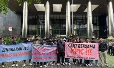 Geruduk KPK, Mahasiswa Desak Kasus Korupsi Beruntun Para Mantan Wali Kota Cimahi Diusut Tuntas