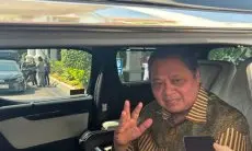 Airlangga Hartarto: Pencalonan Ridwan Kamil di Pilkada Jakarta Masih Dalam Pembahasan