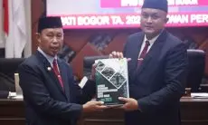 Di Rapat Paripurna, Anggota DPRD Kabupaten Bogor Ini Minta Asmawa Tosepu Hentikan Beroperasinya TPS Liar di Rumpin
