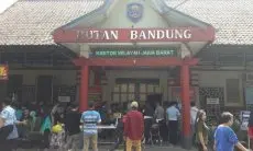 Petugas Rutan Bandung, Amankan Kontrasepsi Berisi Obat-obatan Terlarang Dari Pengunjung