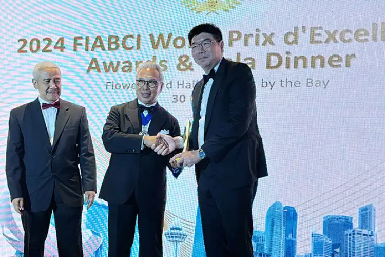 Summarecon Bandung Raih Penghargaan Lingkungan Kelas Dunia dari FIABCI