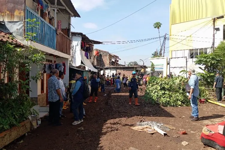 Perumda Tirtawening Kota Bandung Masih Mencari Penyebab Pipa Pecah di Cibangkong Lor Gatsu