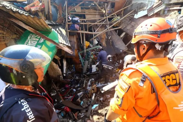 FOTO: Dampak Pecahnya Pipa PDAM Tirtawening Kota Bandung