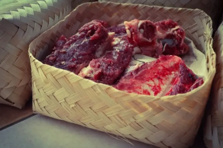 Kurangi Penumpukan Limbah Plastik saat Hari Raya Iduladha, DLH Kota Cimahi Minta Warga Gunakan Besek atau Daun