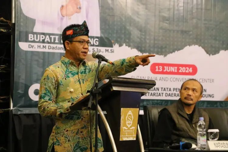 Hilangkan Kesenjangan, Bupati Bandung Segera Gelontorkan Rp 100 Juta per RW di Tiap Kelurahan