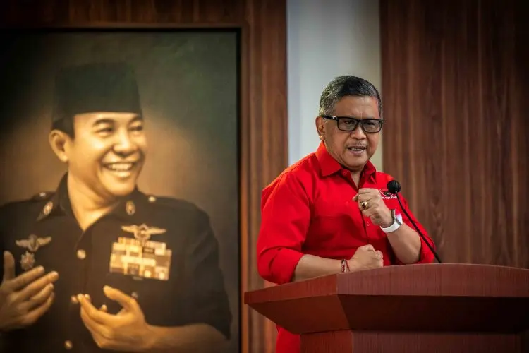 Hasto Bawa-bawa Bung Karno dan Megawati saat Diperiksa KPK
