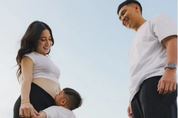 Umumkan Kehamilan Anak Kedua, Nikita Willy Pamer Baby Bump