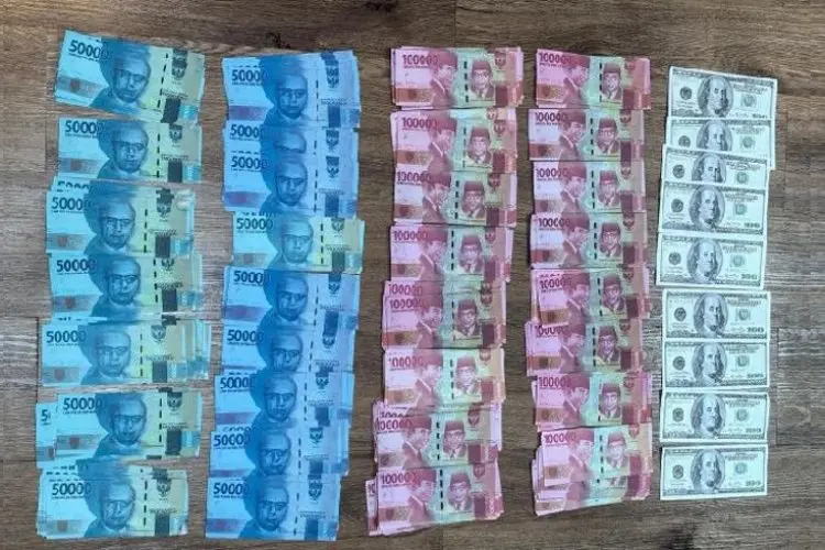 Nenek Diduga Belanja Pakai Uang Palsu di Pasar Bandung, Polisi Selidiki Pemasok dari Luar Kota