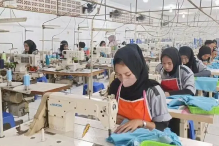 Purwakarta Pancing Warga Mampu Jalankan Usaha Sendiri