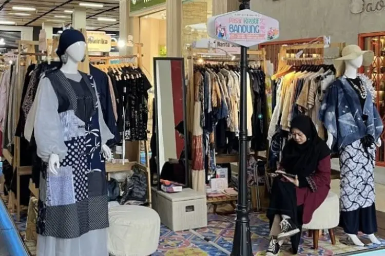 Pedagang Senang, Dagangannya Meningkat di Pasar Kreatif 2024