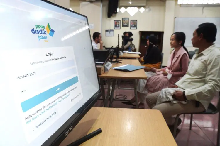Foto: PPDB Tahap Dua Di SMKN 1 Kota Bandung