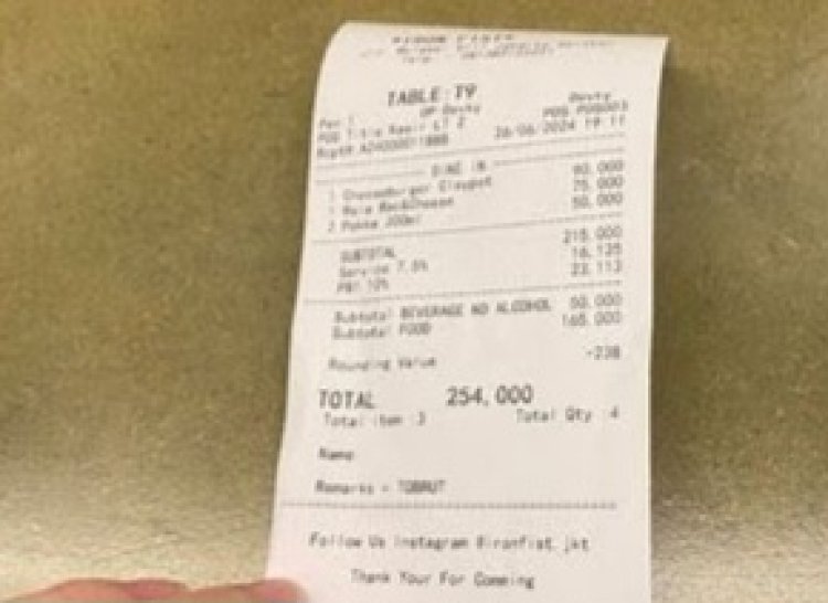 Viral Pelayan Resto Sebut Pelanggan 'Tobrut' hingga Berujung Dipecat