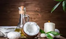 Panduan Lengkap Membuat Minyak Kelapa Murni di Rumah, Segar Alami, dan Kaya Manfaat