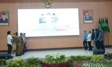 Pemkab Bekasi Luncurkan 100 Paket Bantuan Pintar