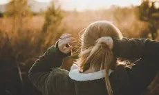8 Tips Menguatkan Akar Rambut dengan Bahan-bahan yang Mudah Didapat