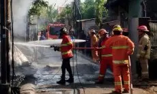 Sekeluarga Tewas Akibat Kebakaran Gudang Perabotan di Bekasi, Ada Suami Istri dan Dua Anak Perempuan