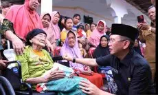 Penjabat Bupati Bekasi Buka Aduan Langsung ke Medsos Pribadi