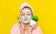 5 Masker Wajah dari Bunga yang Efektif untuk Cerahkan Kulit Secara Instan