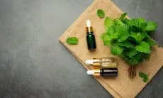 Belum Banyak yang Tahu, Inilah Segudang Manfaat Minyak Peppermint untuk Kesehatan Rambut