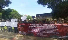 Polda Jabar Didemo Massa Soal Dugaan Gratifikasi Ketua KPUD Indramayu