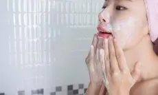 5 Manfaat Pembersih Wajah Cetaphil, Jadikan Kulit Lebih Halus dan Bercahaya