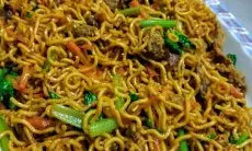 Sensasi Gurih Pedas Manis Mie Goreng Kecap Andalan: Sajian Sederhana yang Bikin Nagih! Simak Resepnya Berikut Ini