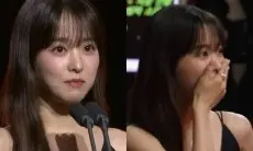 Park Bo Young Menangkan Penghargaan Aktris Terbaik Blue Dragon Series Award, Pidatonya Buat Terharu