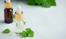 Khasiat Ajaib Minyak Peppermint, Obat Rumahan yang Ampuh Hilangkan Lingkaran Hitam di Bawah Mata