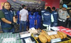 Ringkus Bandar Ganja, Polisi Amankan 8,1 Kilogram Ganja dari Rumah Pelaku
