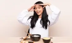 3 Jenis Masker Tanah Liat untuk Rambut Tebal dan Anti Lepek