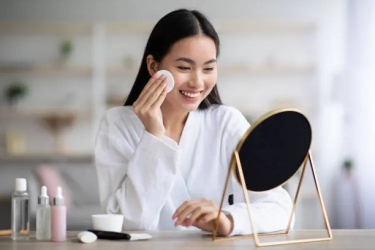 7 Bahan Dapur yang Bisa Dimanfaatkan untuk Hapus Makeup dengan Hasil Terbaik