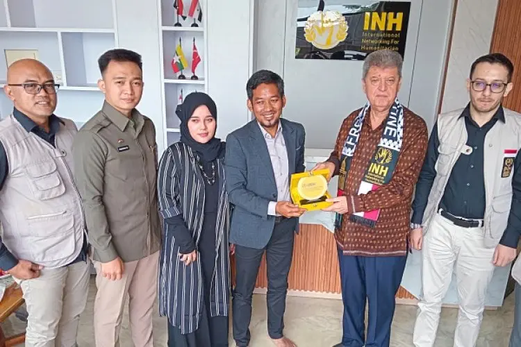 Kunjungi INH, Dubes Palestina Zuhair Al-Shun Mohon Bantuan untuk Korban Agresi Israel