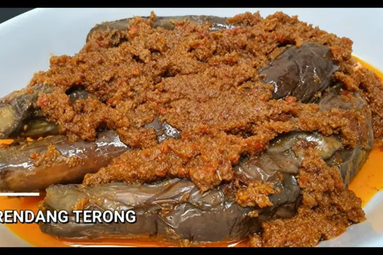 Sensasi Baru! Terong Bumbu Rendang: Empuk Gurih Nampol, Makan dengan Nasi Hangat Bikin Makin Lahap!