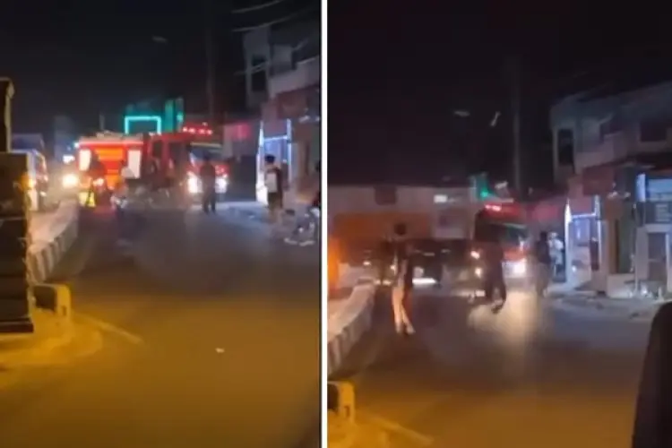 Viral Detik-detik Menegangkan Mobil Damkar Tertabrak Kereta Api di Indramayu