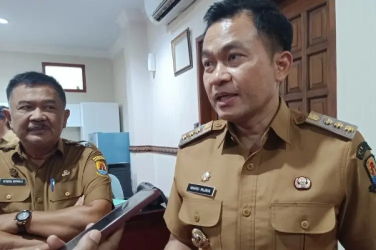 ASN Ikut Pilbup Cirebon 2024, Deni Wihara Sarjono dan Yadi Wikarsa Ajukan CLTN