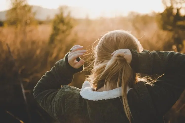 8 Tips Menguatkan Akar Rambut dengan Bahan-bahan yang Mudah Didapat