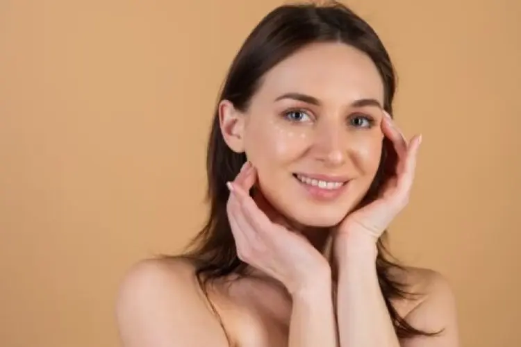 Rahasia Awet Muda Terungkap! 5 Kandungan Ajaib dalam Skincare yang Bikin Kulit Kencang dan Bebas Kerutan, Wajah Cantik Alami