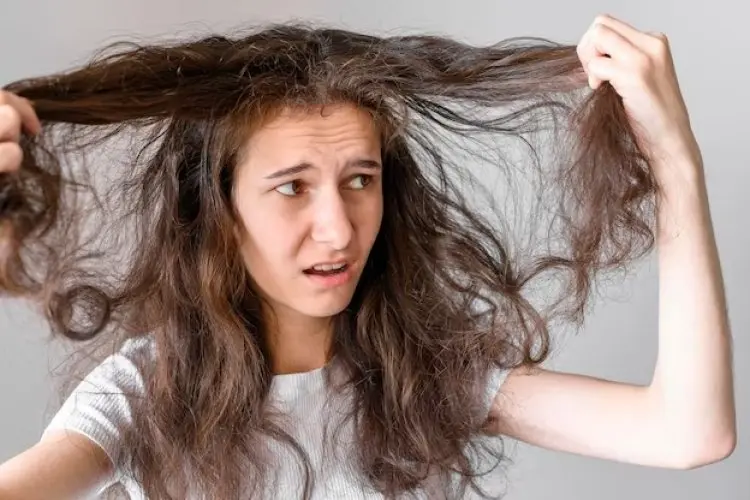 8 Tips Mudah untuk Kuatkan Akar Rambut Supaya Lebih Terawat