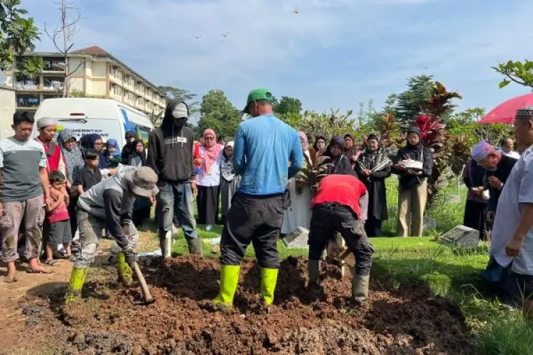 Tak Perlu Datang ke TPU, Warga Kota Bandung Cukup Manfaatkan Simpelman Daftar Pemakaman 