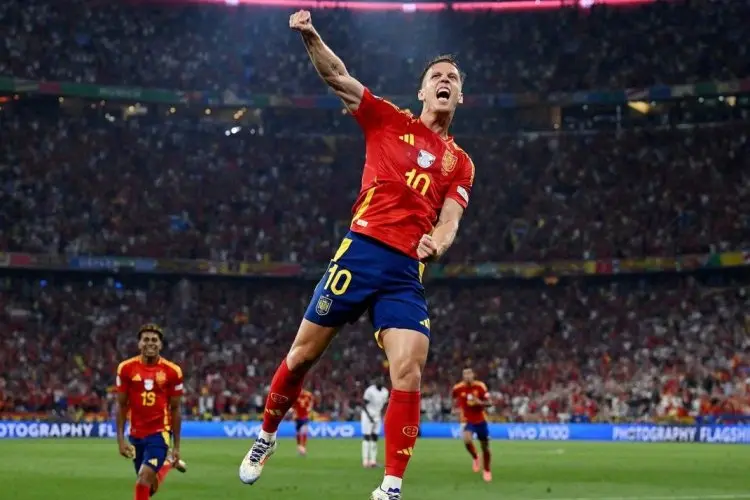 Dani Olmo Menatap Dua Gelar Prestisius: Juara dan Top Skorer Euro 2024!