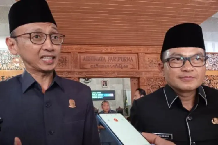 Dirut Bank Kabupaten Cirebon Suating Pecahkan Rekor 29 Tahun Menjabat, Ini Kata Ketua DPRD Kabupaten Cirebon