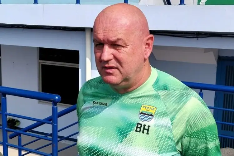 Bojan Hodak Ogah Pelihara 'Parasit' di Skuat Persib, Tanpa Ampun Lepas Pemain yang Tak Masuk Skema Tim