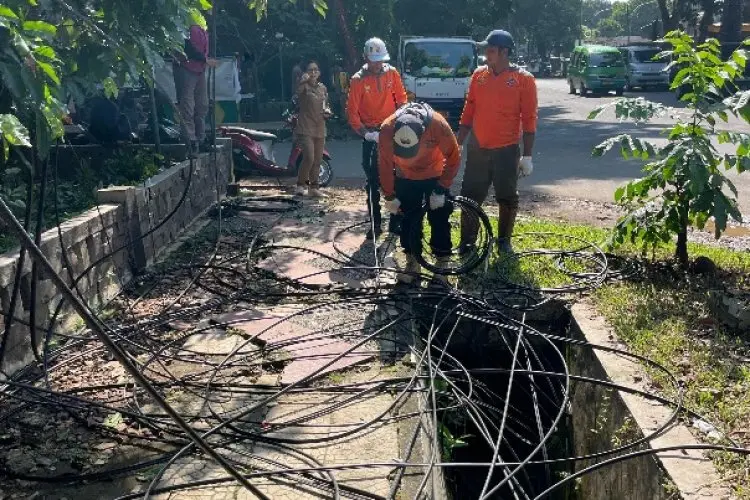 Dinas PUPR Geber Dua Jalan Protokol Ini Zero Kabel Udara