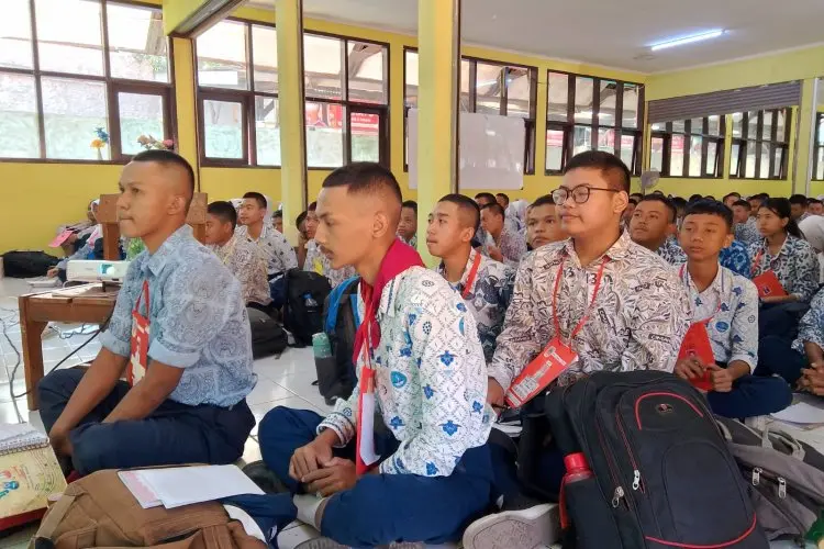 Makna Dibalik Tarian Kolosal dalam Kegiatan MPLS di SMKN 3 Cimahi