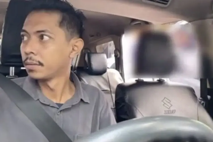 Driver Taksi Online Ini Kebingungan Saat Terima Pesanan Ibu-ibu Pulang Pengajian, Netizen: Dipikir Semua Supir Anaknya
