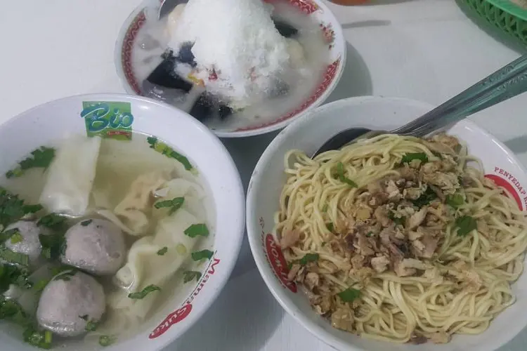 3 Rekomendasi Bakmie Halal di Kota Kembang yang Lezat dan Menggugah Selera